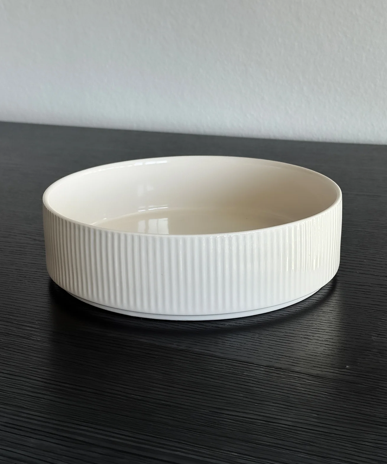 Große gerillte Bowl cremeweiß | Nia