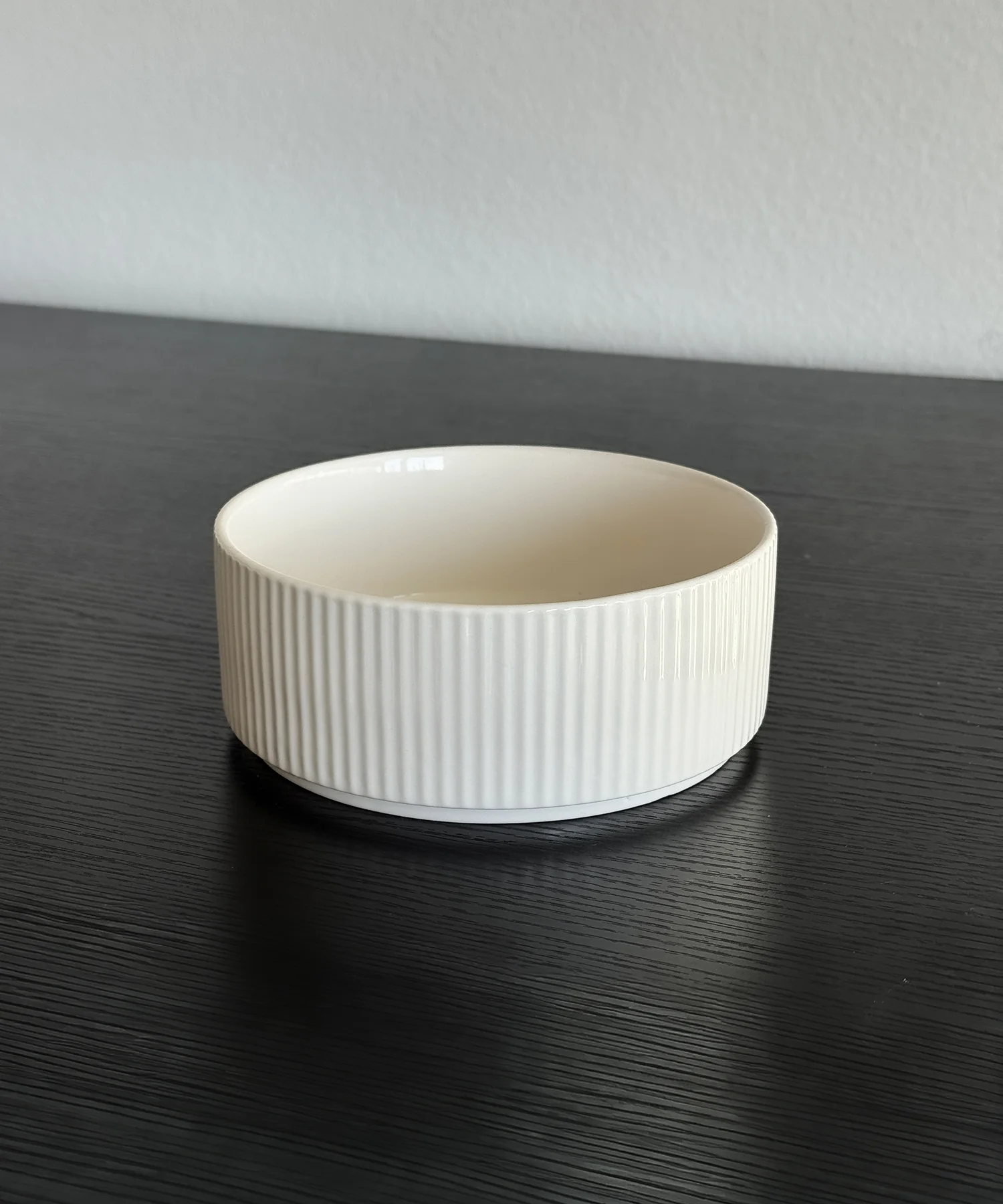 Kleine gerillte Bowl cremeweiß | Nia