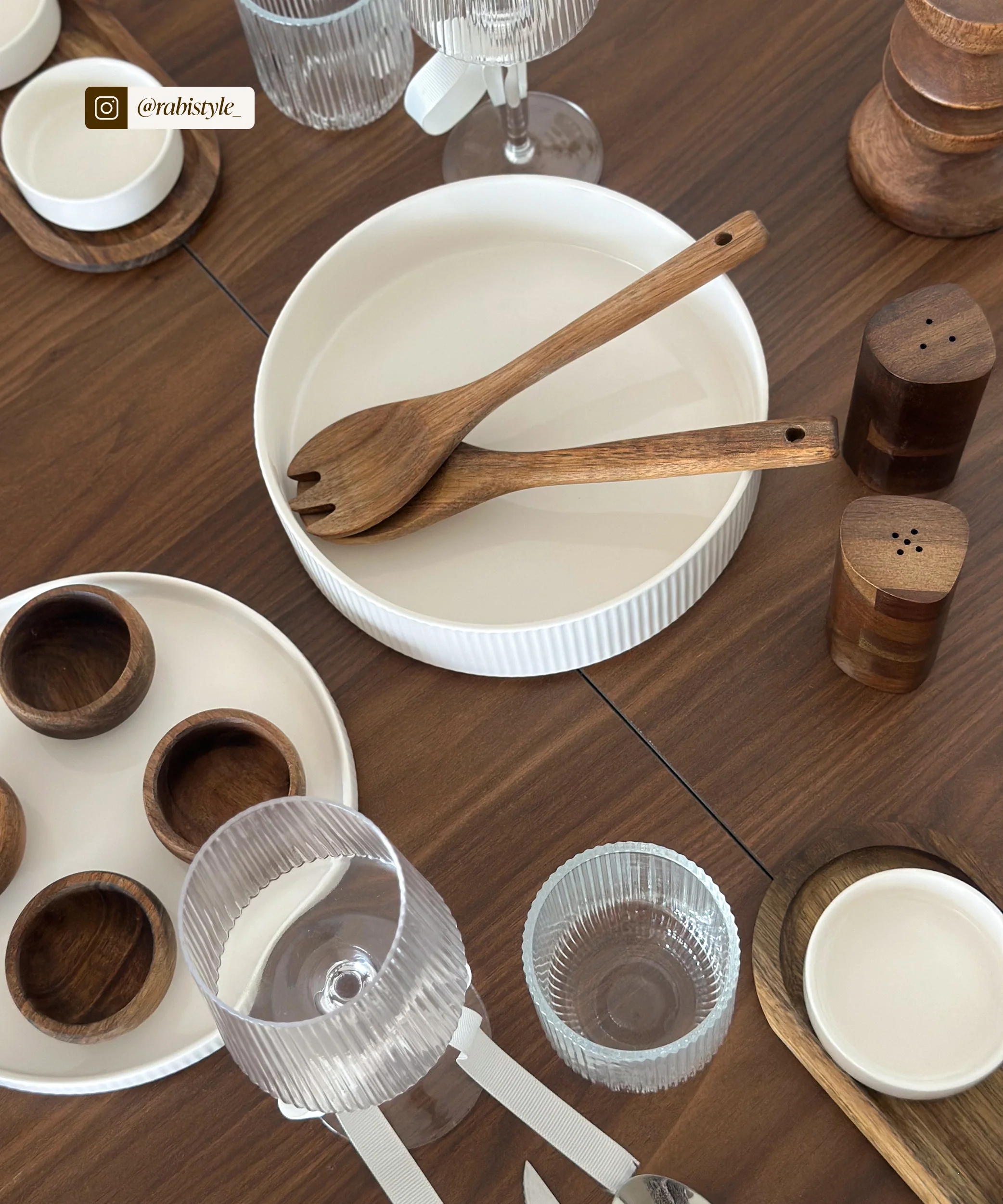 Geschirr Set mit Tassen gerillt cremeweiß-glänzend | Nia - Image 5