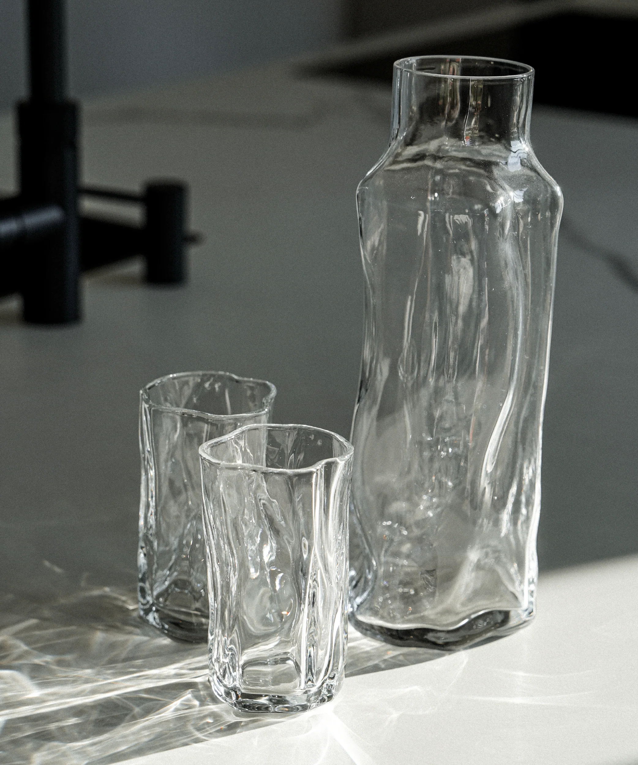 Großes organisches Glas mit Karaffe | Alaska - Image 4