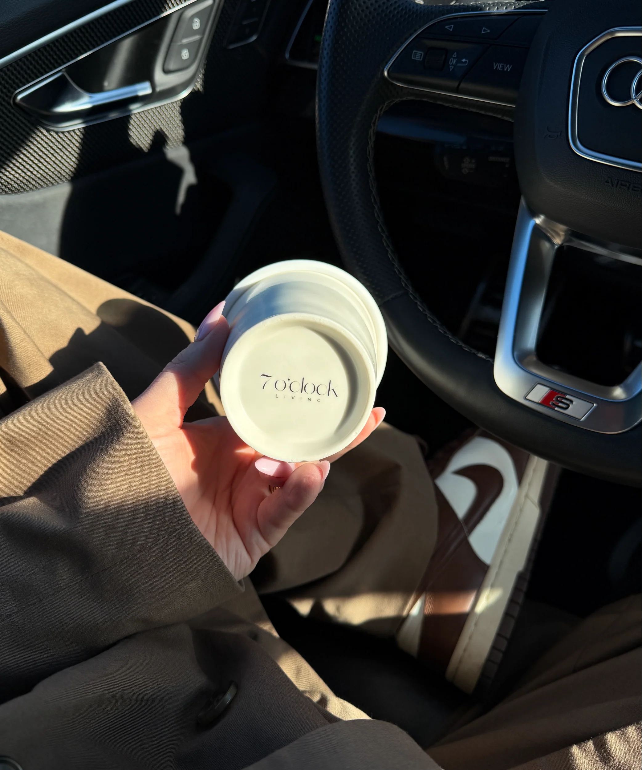 Keramik To-Go Becher mit weißem & schwarzem Silikon-Deckel | Brooklyn - Image 10