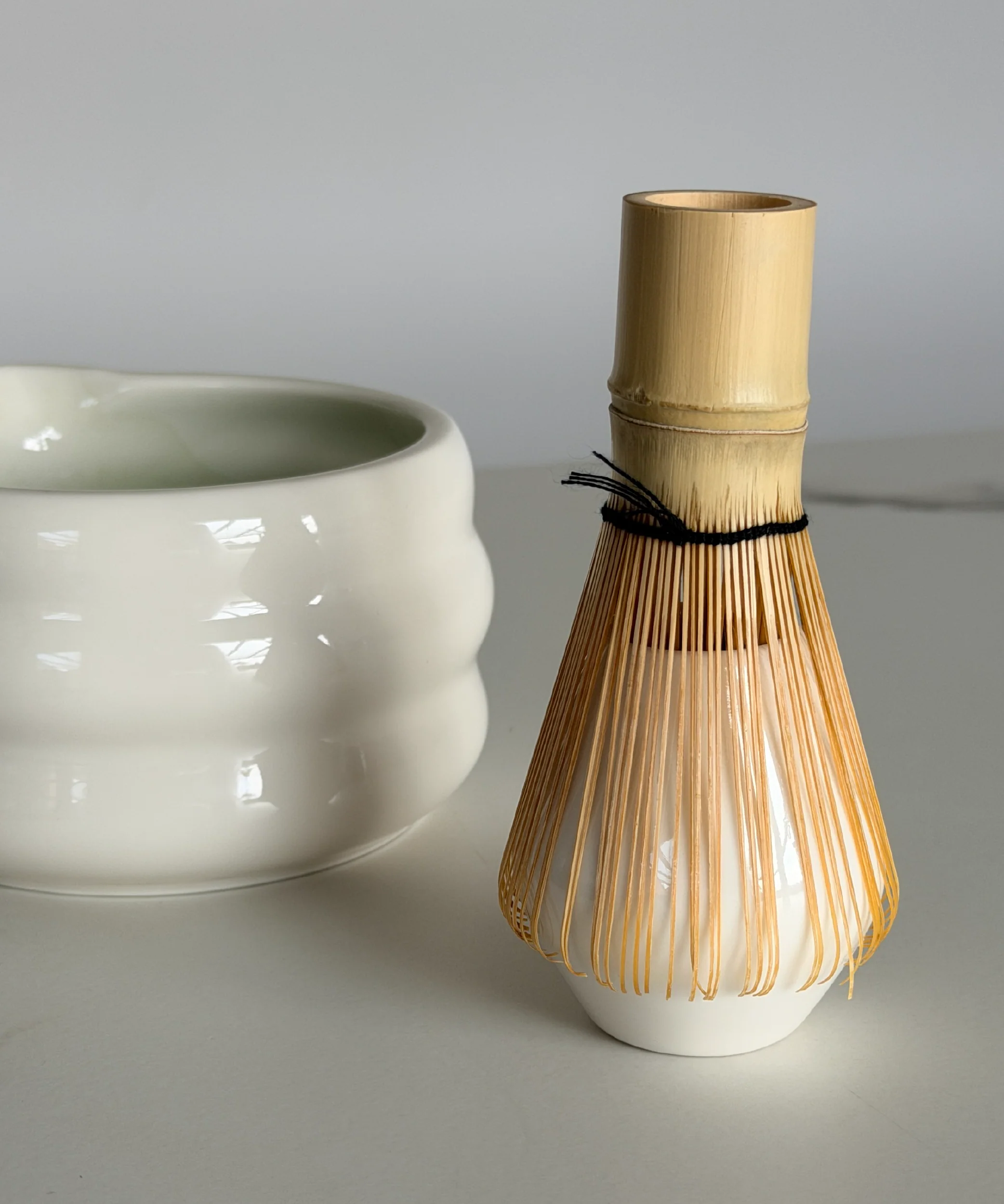 Matcha Set mit Löffel & Besen + Halter | Akio - Image 5