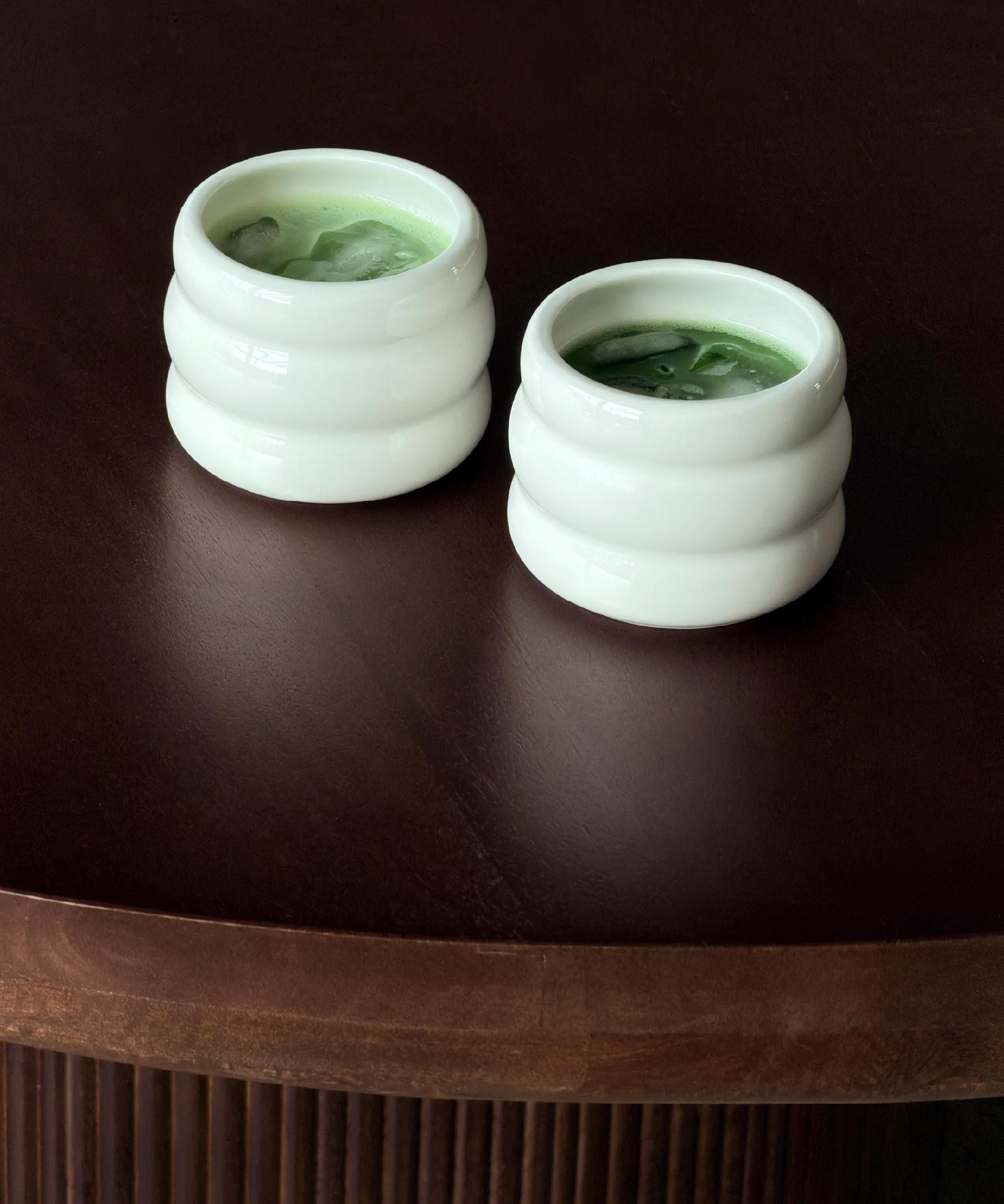 Keramik Becher im Wellen-Design | Akio - Image 8