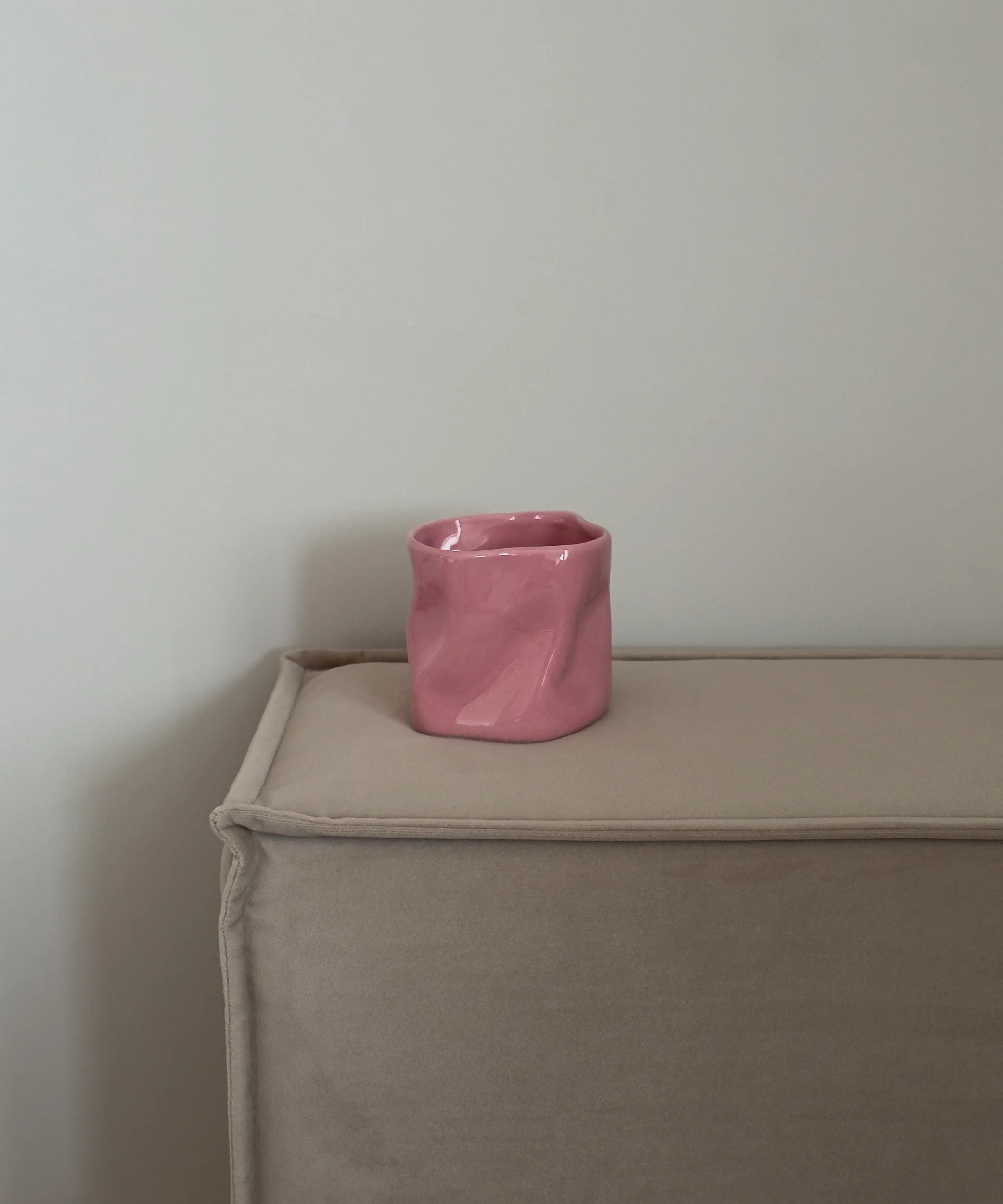 Organischer Keramik Becher Pink | Alaska - Image 11
