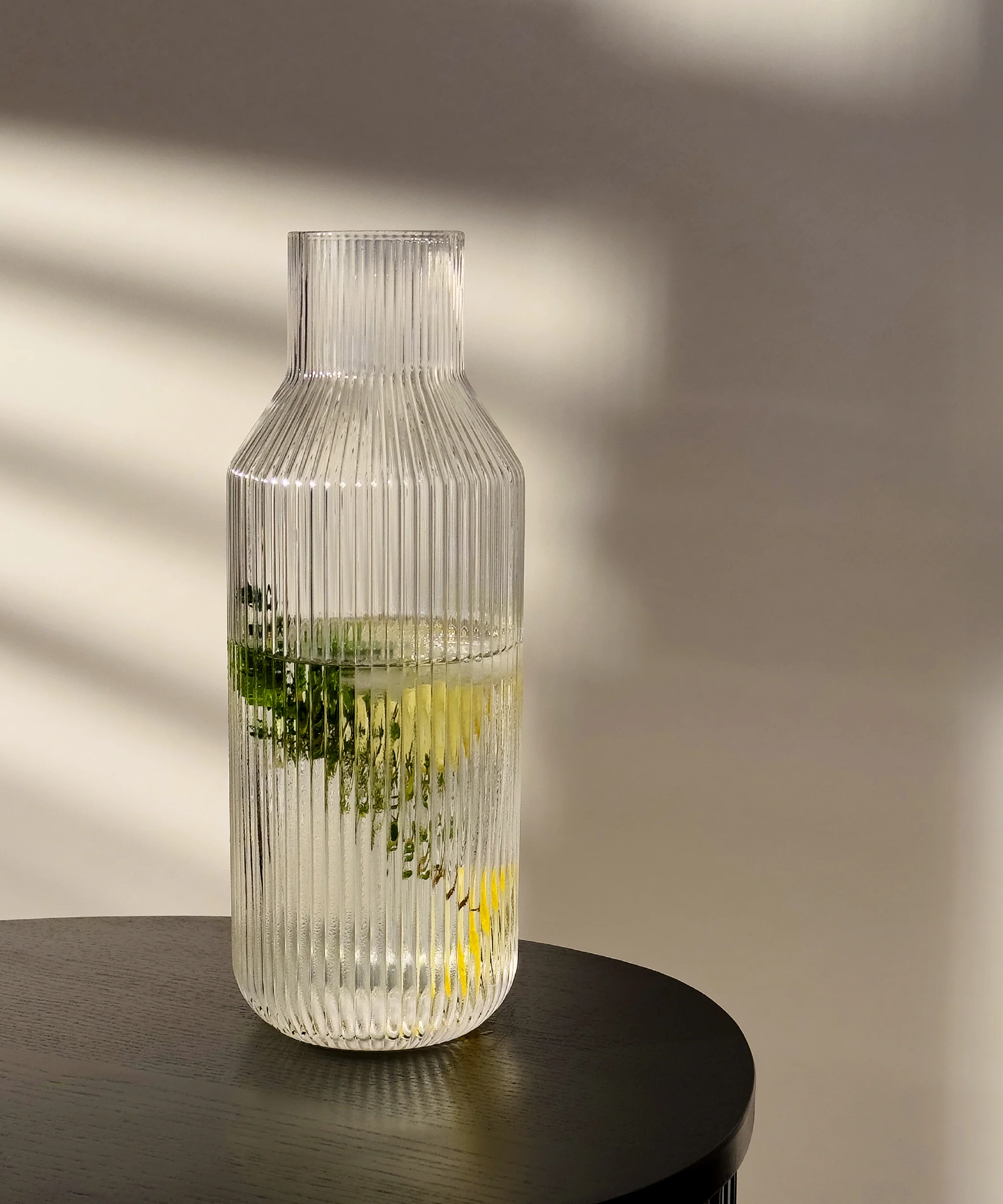 Geriffelte Karaffe & Gläser-Set | Paris - Image 19