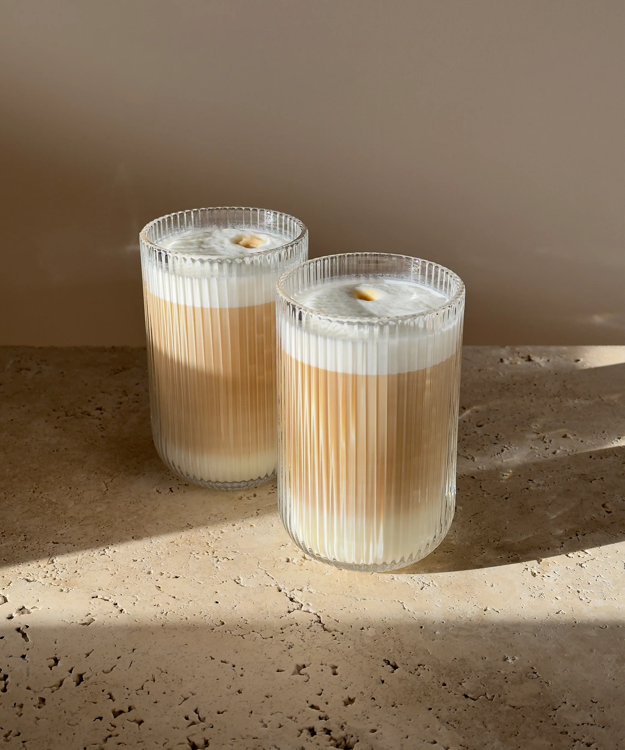 Geriffelte Karaffe & Gläser-Set | Paris - Image 9