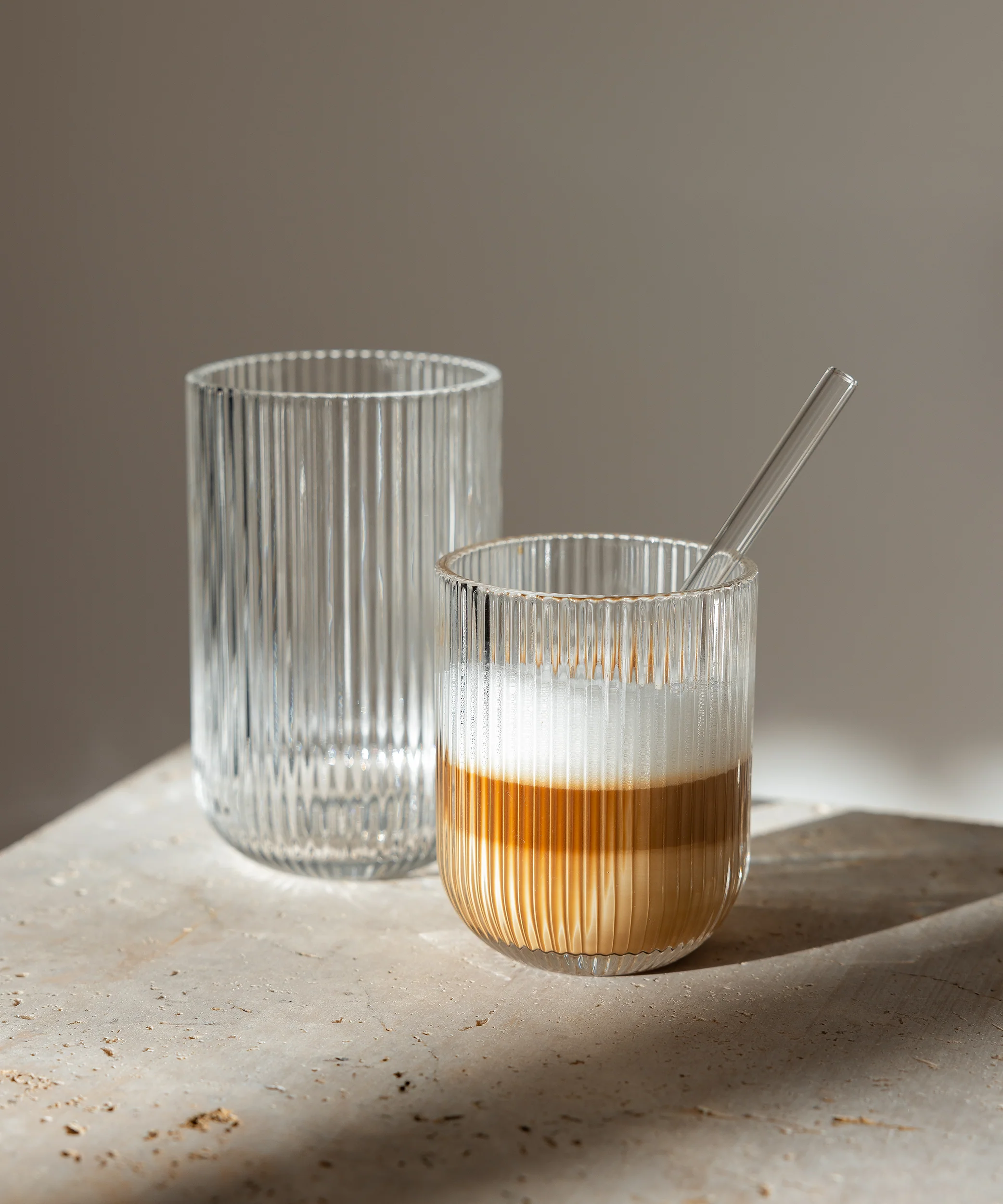 Geriffelte Karaffe & Gläser-Set | Paris - Image 4