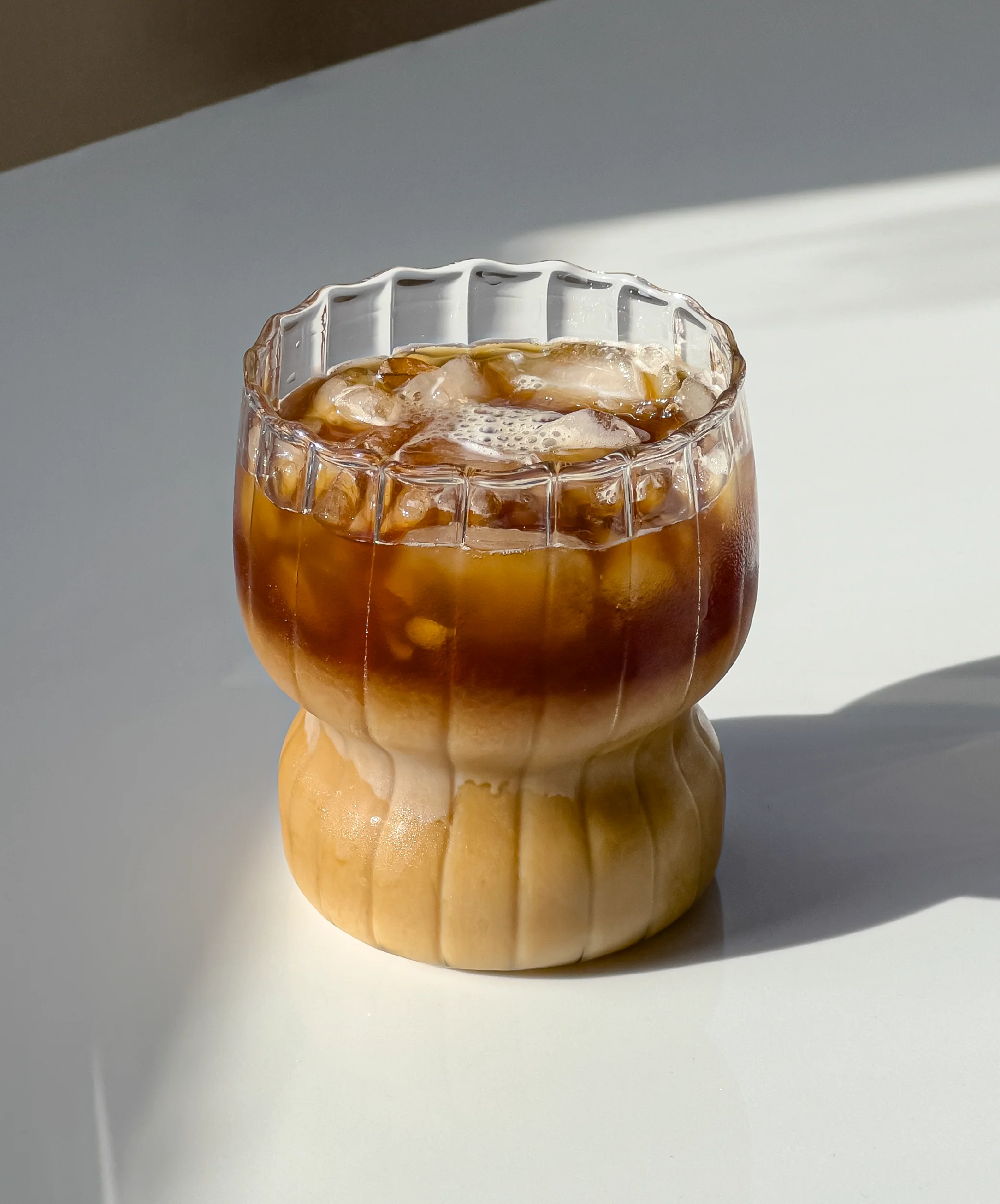 Kurviges Glas Streifen-Design | Norway - Image 12