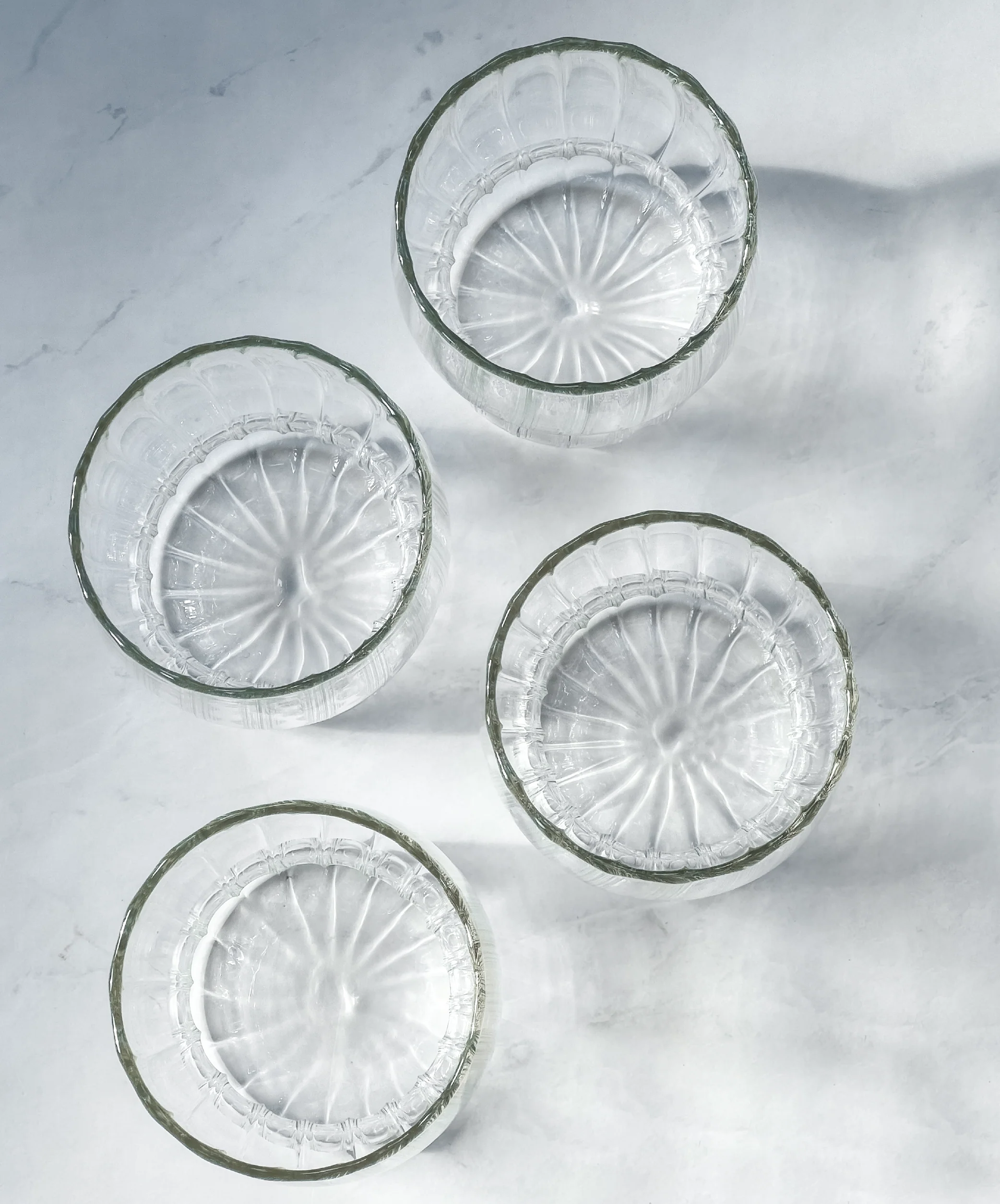 Kurviges Glas Streifen-Design | Norway - Image 13