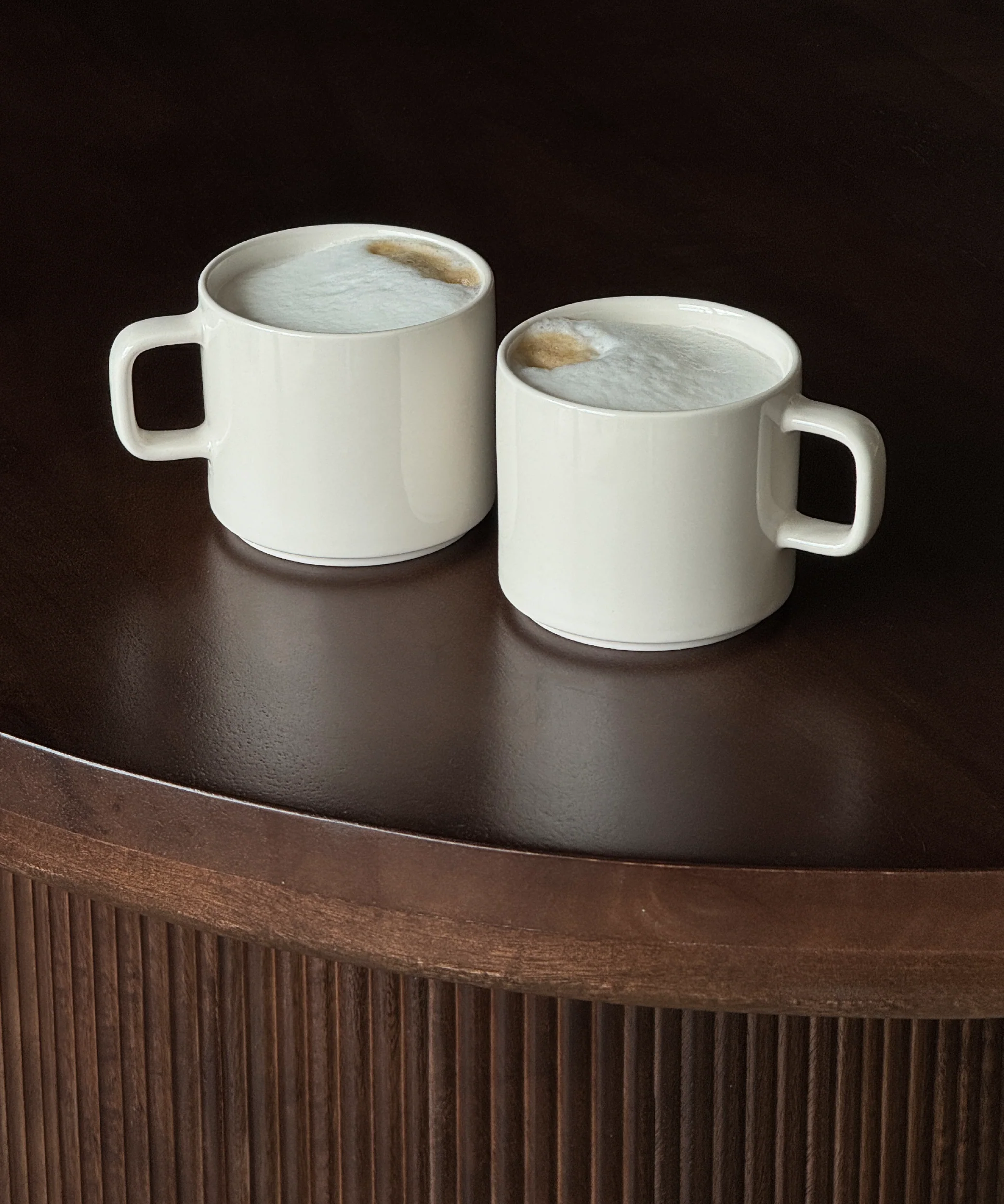 Tasse mit Untertasse in Cremeweiß glänzend | Nia - Image 4
